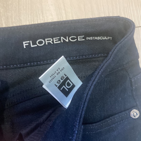 DL1961 jeans Florence instasculpt - Picture 3 of 6